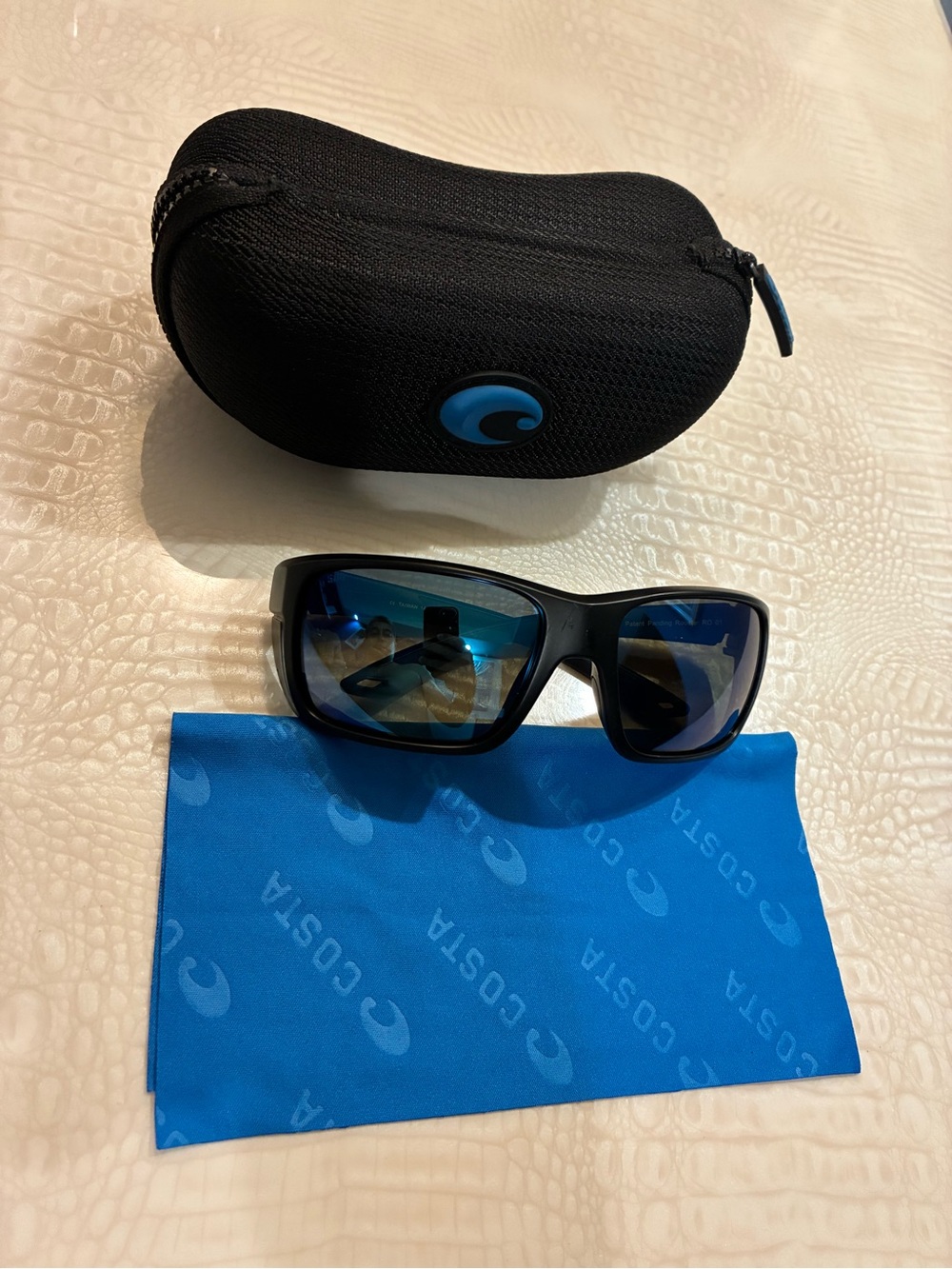 Costa Sunglasses Black Frame